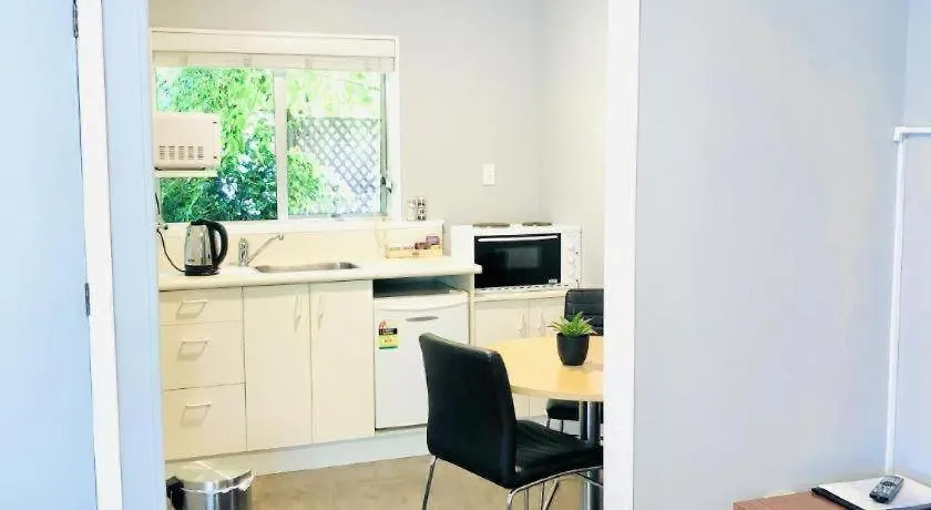 Christchurch Motel 4*,