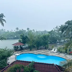 N River Munroe Island Resort Mundrothuruth